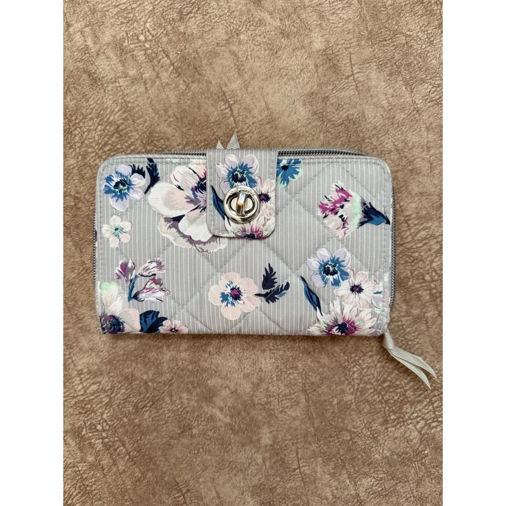 Vera Bradley Performance Twill RFID Turnlock Wallet Park Stripe